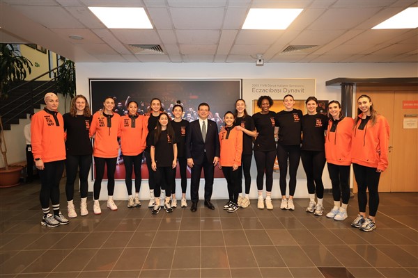 İmamoğlu: “Umarım 2036’da dünyanın en önemli spor şölenini İstanbul’a kazandırırız”