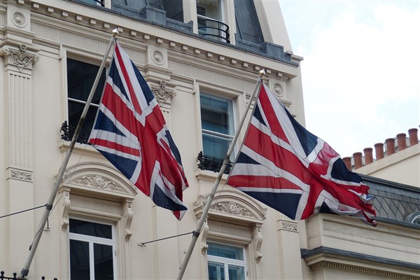 Cameron: “Husilerin yaptığı yanlıştır ve buna son vermeye kararlıyız”