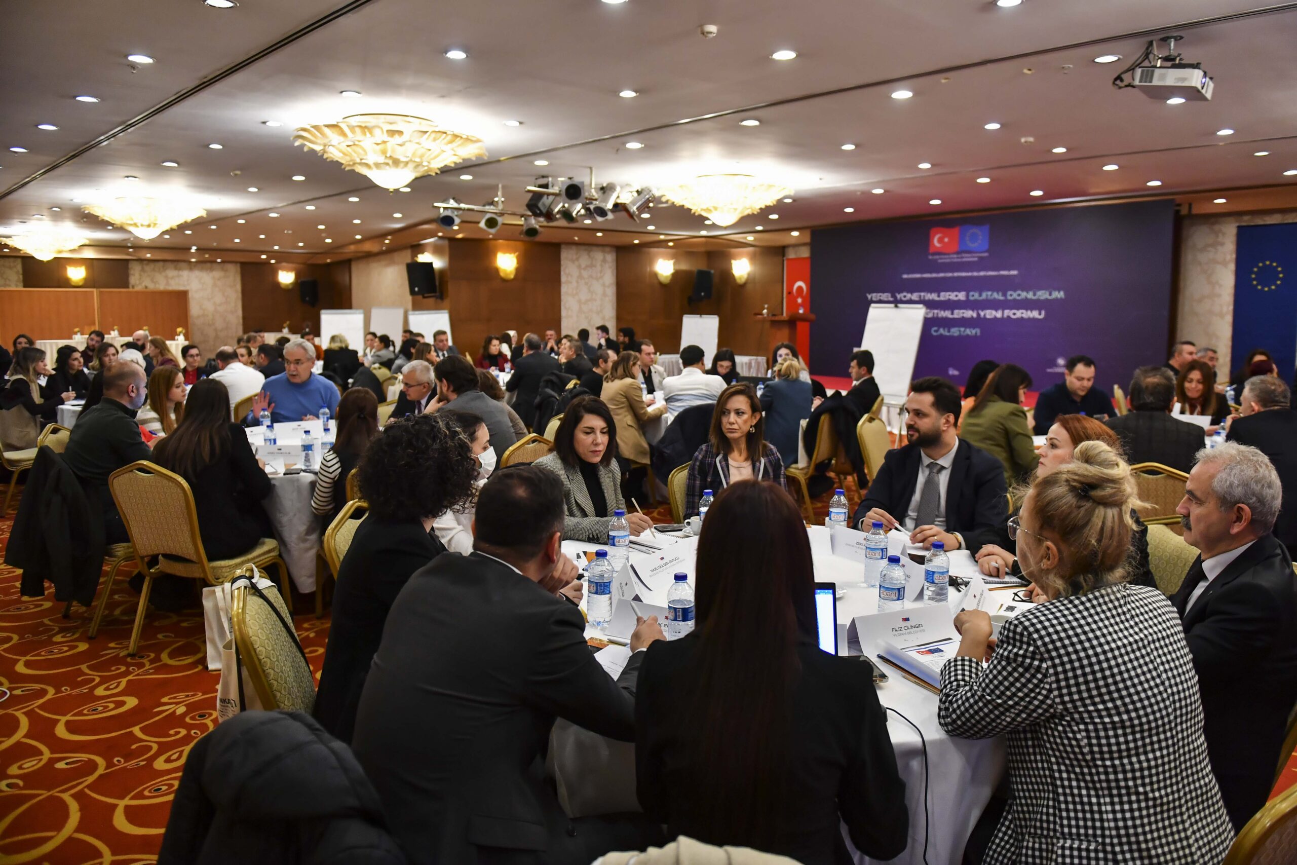 Ankara’da iş gücünün geleceğin mesleklerine katılımı konuşuldu