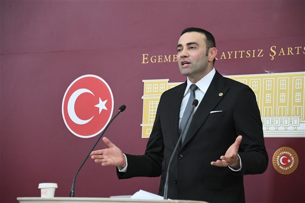 İYİ Partili Kaya: “Belirsizlik ortamında yatırımcılar bizi nasıl tercih edecek?”