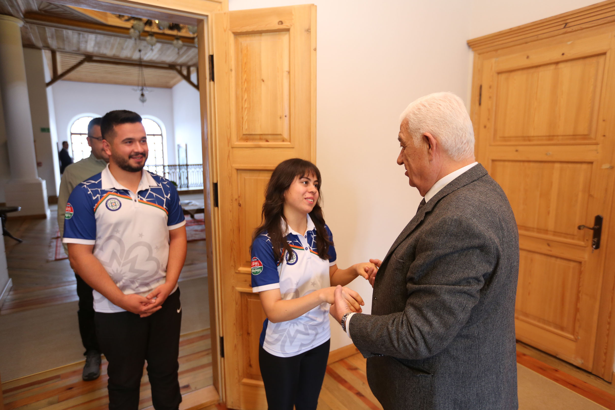 Muğla’nın okçusu Hazal Burun’dan dünya rekoru