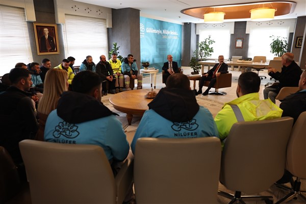 Hayvan Hakları Davranışları ve Refahı Eğitimi sertifikalarını Başkan Erdem verdi