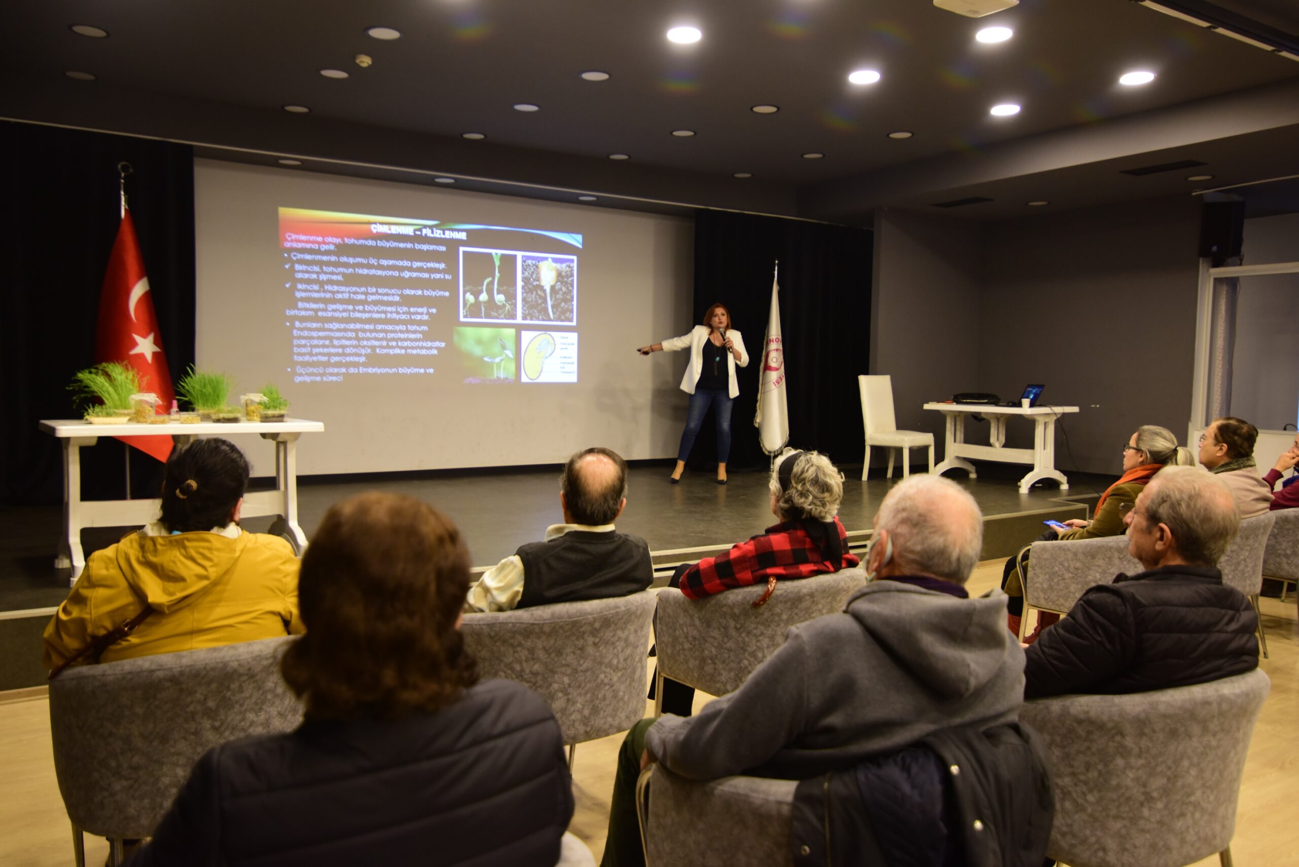 Bornova’da ”Mikro Filiz Yetiştiriciliği” eğitimi verildi