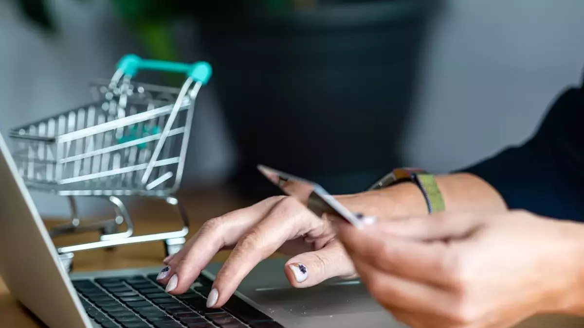 Tüketiciyi aldatıcı reklamlara 24 milyon 608 bin TL ceza