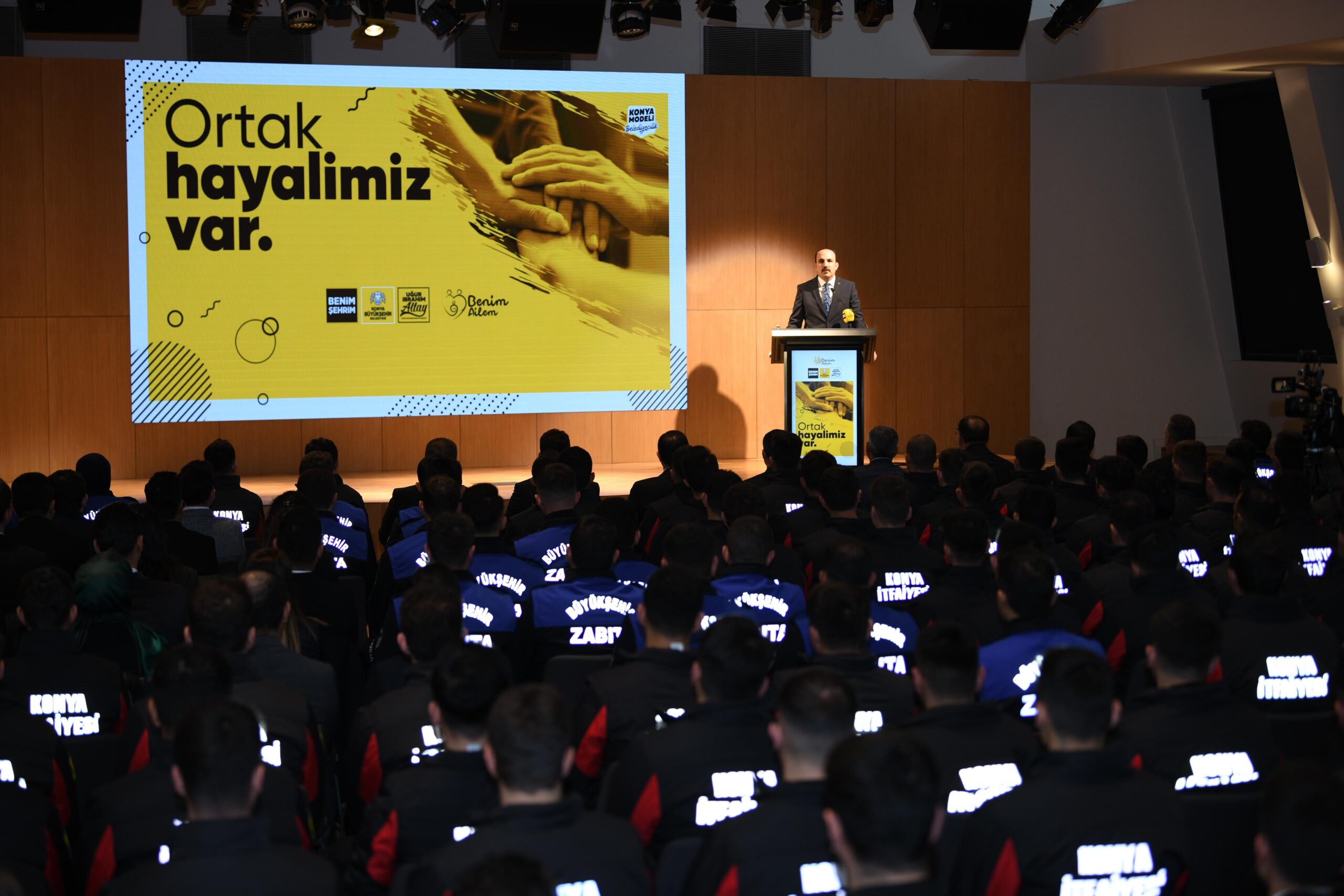 Başkan Altay: “Sırtımı yasladığım kocaman bir ordu var”