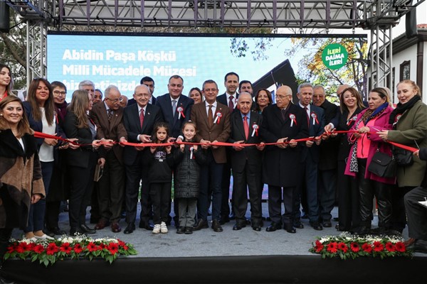 CHP Genel Başkanı Özel, Abidin Paşa Köşkü Milli Mücadele Müzesi’nin açılışına katıldı