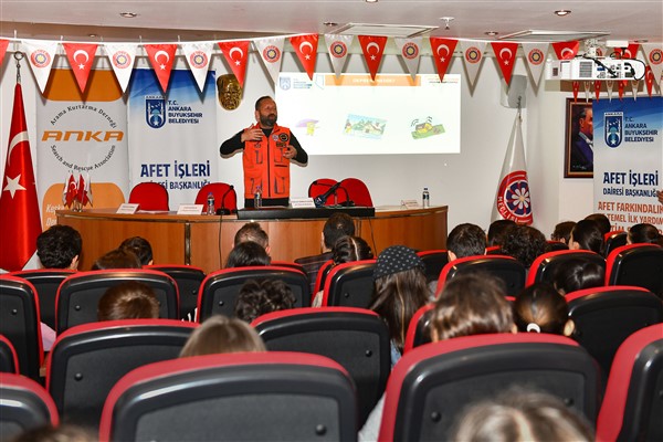 Ankara’da “Afet Farkındalık ve Temel İlk Yardım Eğitim Semineri” düzenlendi