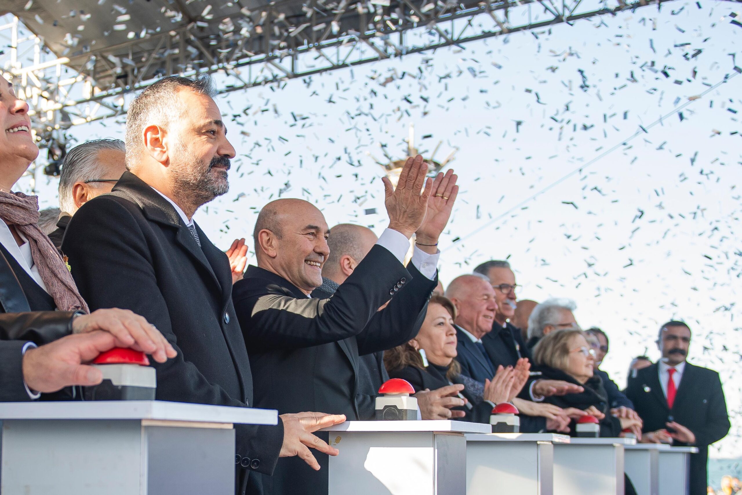 Başkan Soyer: ”İzmir’in 50 yılını garanti altına aldık”