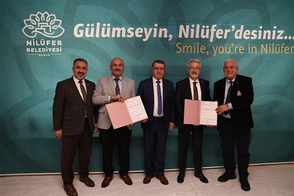 Nilüfer’de pazar yerleri kullanım protokolü için imzalar atıldı