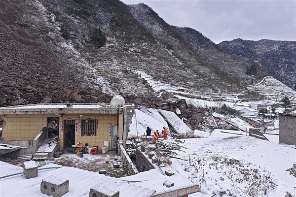 Yunnan’da toprak kaymasının ardından Xi’den acil talimat