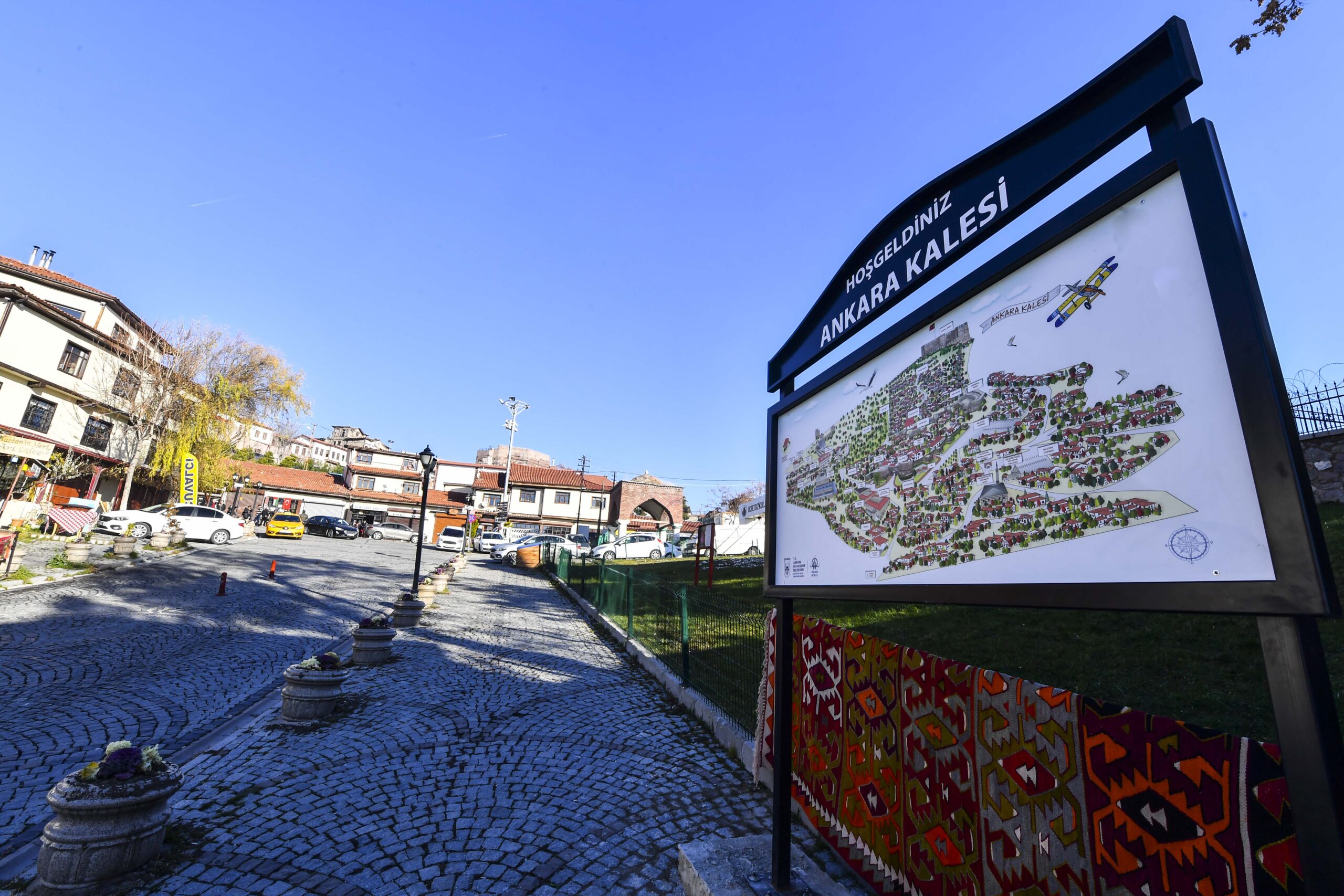 Ankara’da turistler için Ankara Kalesi Broşürü ve İllüstrasyon Haritası hazırlandı