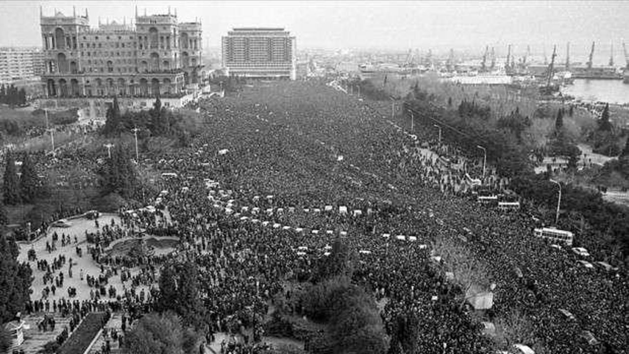 Azerbaycan’ın bağımsızlığına giden yol: Kanlı Ocak