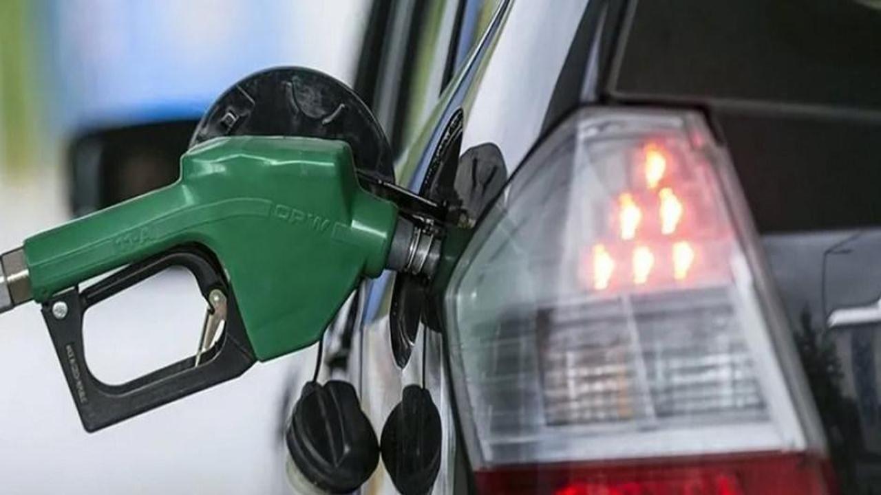 Benzine 1 lira 46 kuruş zam yapıldı