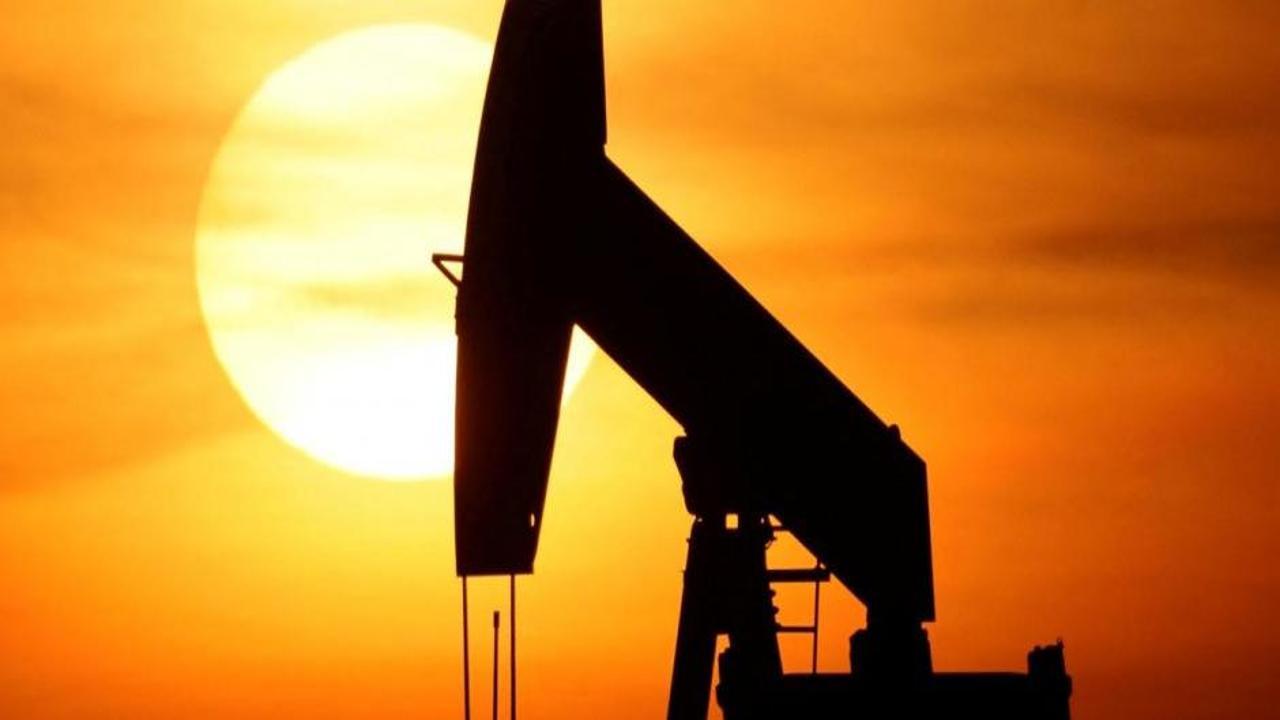 Brent petrolün varili 80,21 dolar