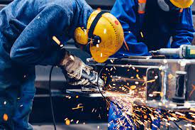 Kamunun imalat sanayisi yatırımlarında en yüksek pay kimya sektörünün