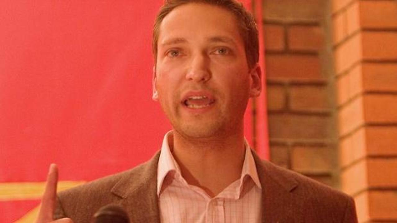 Gazze’ye giden İngiliz doktor: Filistinlilerin derileri ve organları çalınıyor