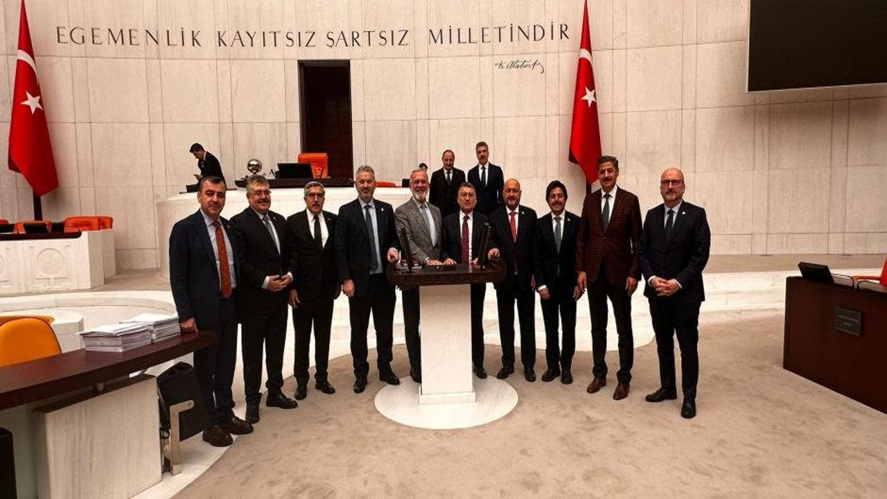 Milletvekili Kurt’un emekliye maaş zammı teklifi kabul edildi!