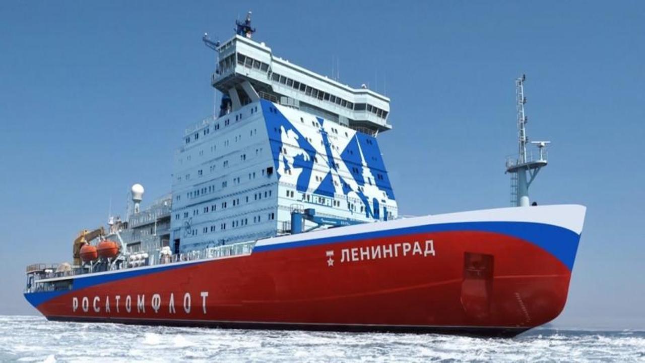 Nükleer enerji ile çalışan gemi suya indirildi