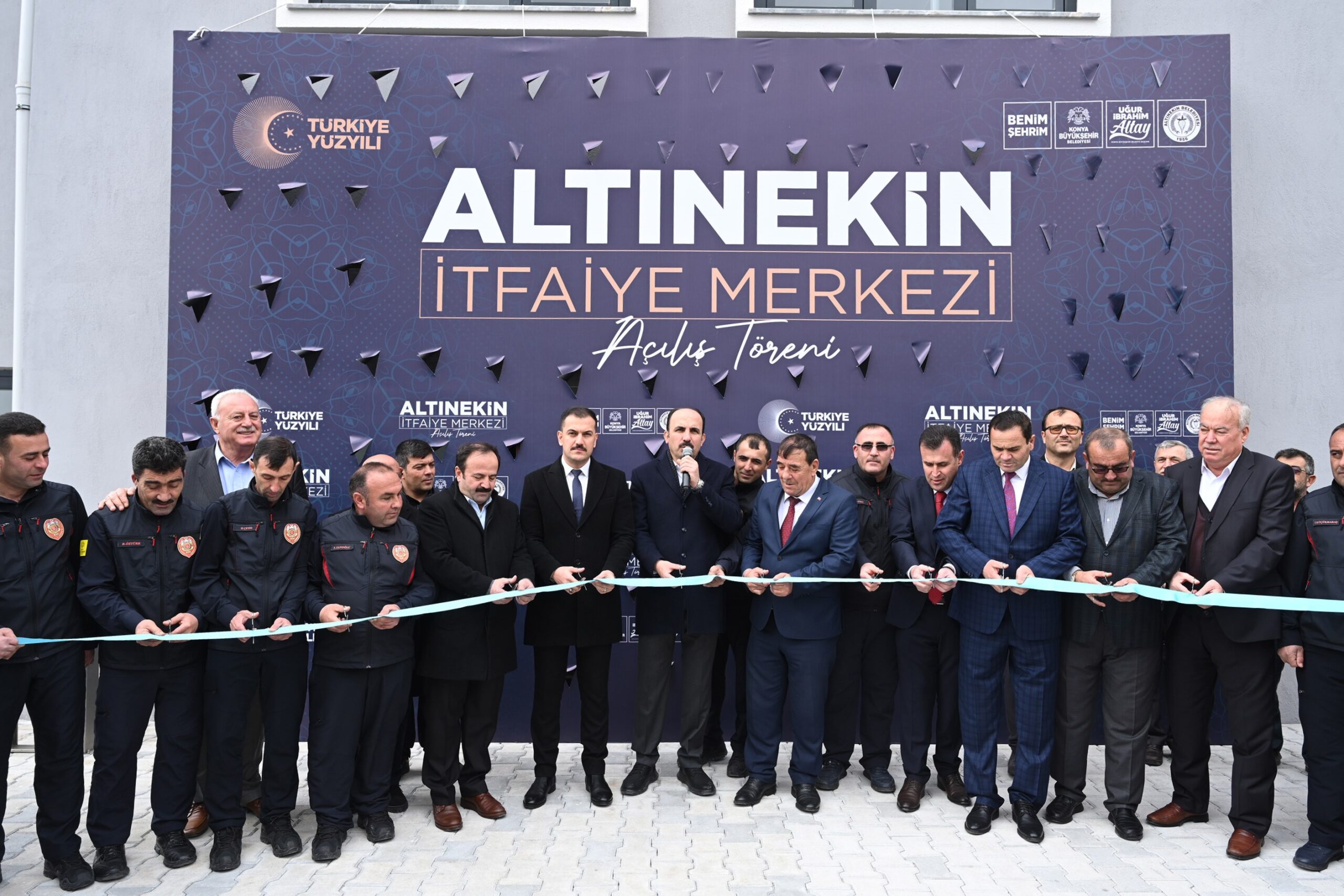 Başkan Altay, Altınekin’de İtfaiye Merkezi’nin açılışına katıldı