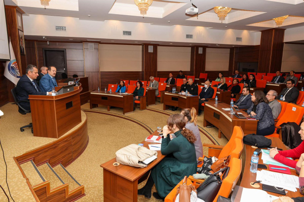 Mersin’de kadına yönelik şiddetle mücadelede toplantısı düzenlendi