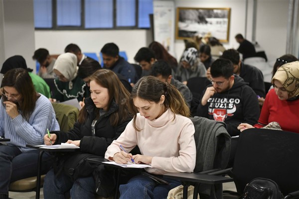 Ankara’da “Pratik İngilizce Konuşma Eğitim Programı” devam ediyor