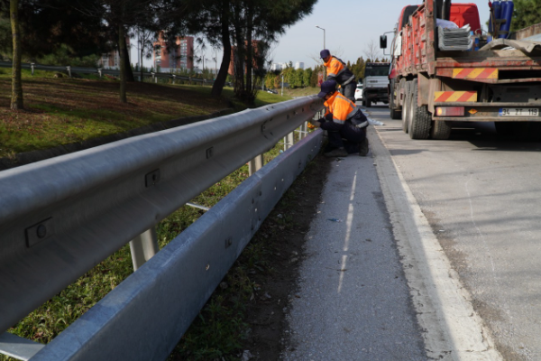 İBB’nin Motorcu Dostu Bariyer uygulaması çalışmaları devam ediyor