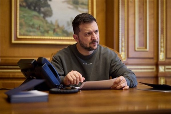 Zelenski: “Savunmaya yardımcı olan herkese minnettar olmalıyız”