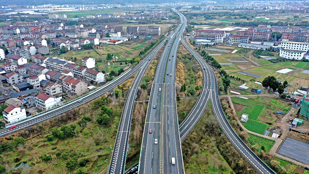 Çin’in ulaşımda sabit varlık yatırımı 2023’te 3 trilyon yuanı aştı