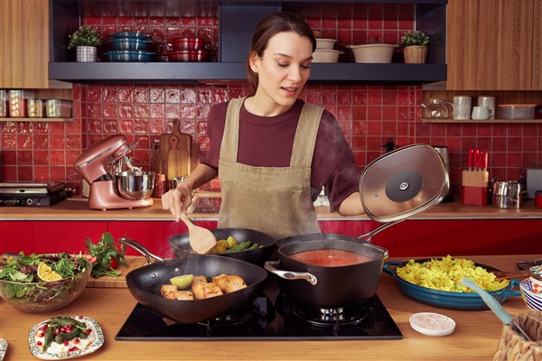 Schafer, yeni imaj filmiyle mesajını hedef kitlesine ulaştırıyor