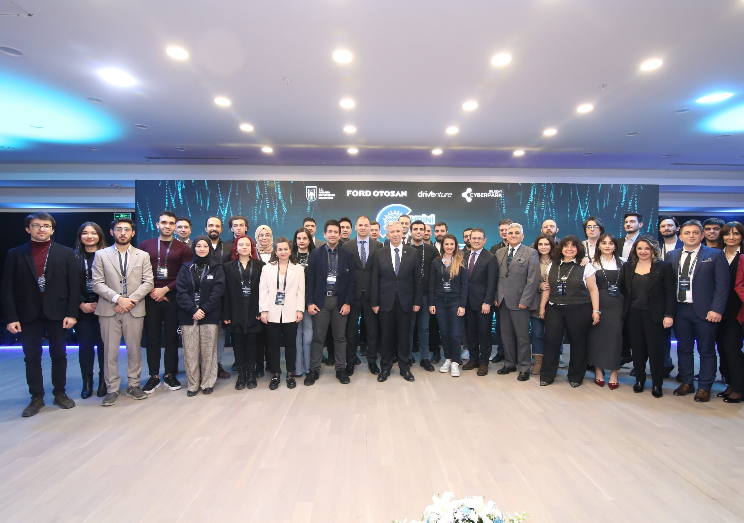 “Şehrini Geliştir Ankara” Programında Ödüller Sahiplerini Buldu: Ankara’da Akıllı ve Bağlantılı Ulaşım Çözümleri Destekleniyor.