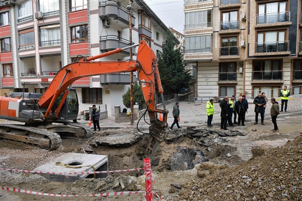 ASKİ’den sel baskınına karşı altyapı çalışması