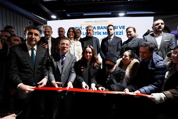 İmamoğlu: “Oyunuzu tehdit edene vermeyin”