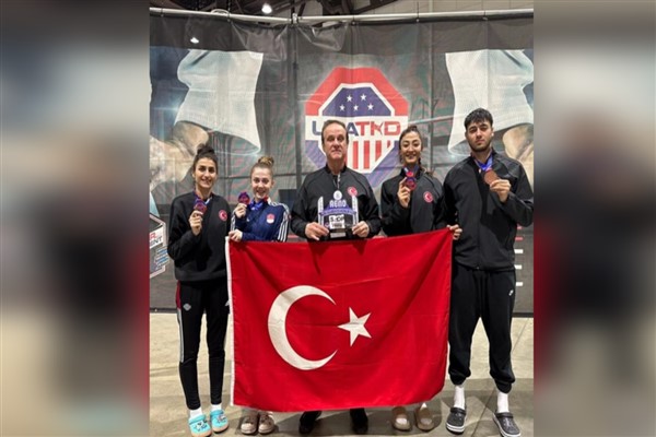 Türk sporcular Amerika Açık Taekwondo Turnuvası’nda 4 madalya kazandı