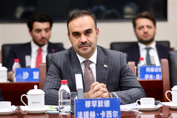 Bakan Kacır: ”Bölgesel kalkınma projeleriyle yatırımları destekleyeceğiz”