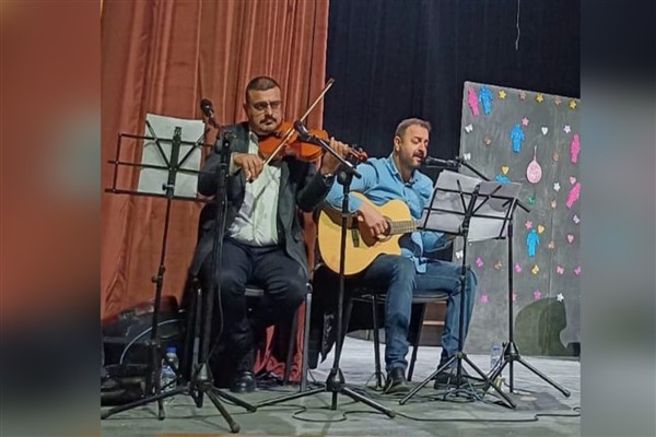 “Defne Öğretmenler Tiyatro Topluluğu” ikinci etkinliğini Samandağ’da gerçekleştirdi