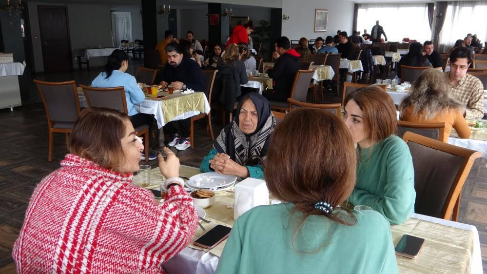 İranlı turistler 4 günlük tatilde Van'a akın etti