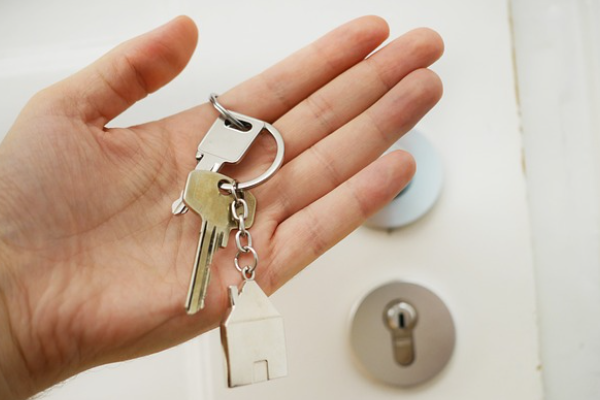 Bakan Özhaseki: ”10 bin 698 konut ve köy evinin kura çekilişini gerçekleştirdik”