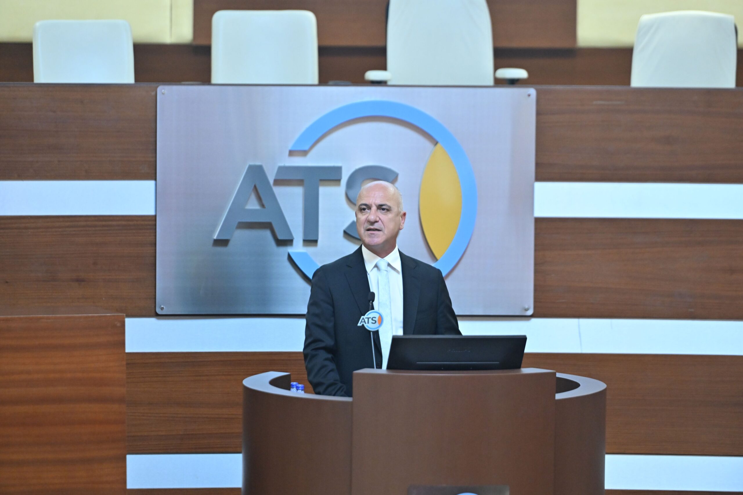 BAŞKAN ALİ BAHAR: 2023 YILI DIŞ TİCARETİMİZ BEKLENTİLERİN ÜSTÜNDE GERÇEKLEŞTİ