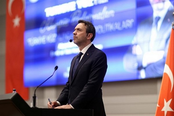 Bakan Bayraktar: “Sahada çalışmalarımız 7/24 devam ediyor”