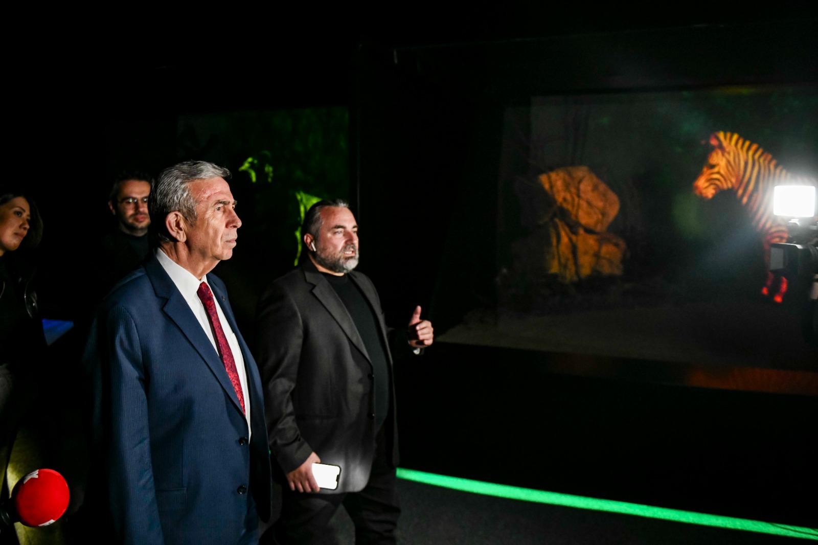 Başkan Yavaş Dijital Hayvanat Bahçesi’ni ziyaret etti