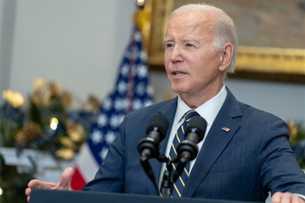 Biden: “Rusya, neredeyse 1 yıl sonra Ukrayna’da ilk önemli kazançlarını elde etti”