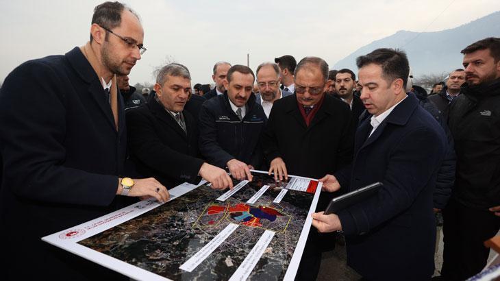 Deprem konutlarının ilk etabı bugün Hatay’da teslim ediliyor