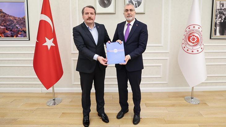 Memur-Sen Başkanı Yalçın, Çalışma Bakanı Işıkhan ile görüştü