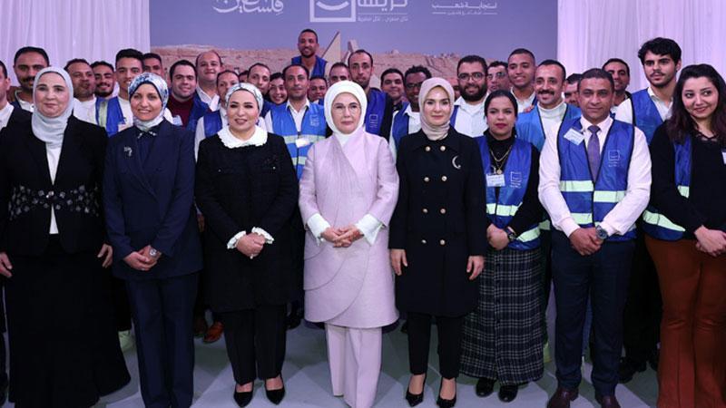 Emine Erdoğan’ın Kahire temasları