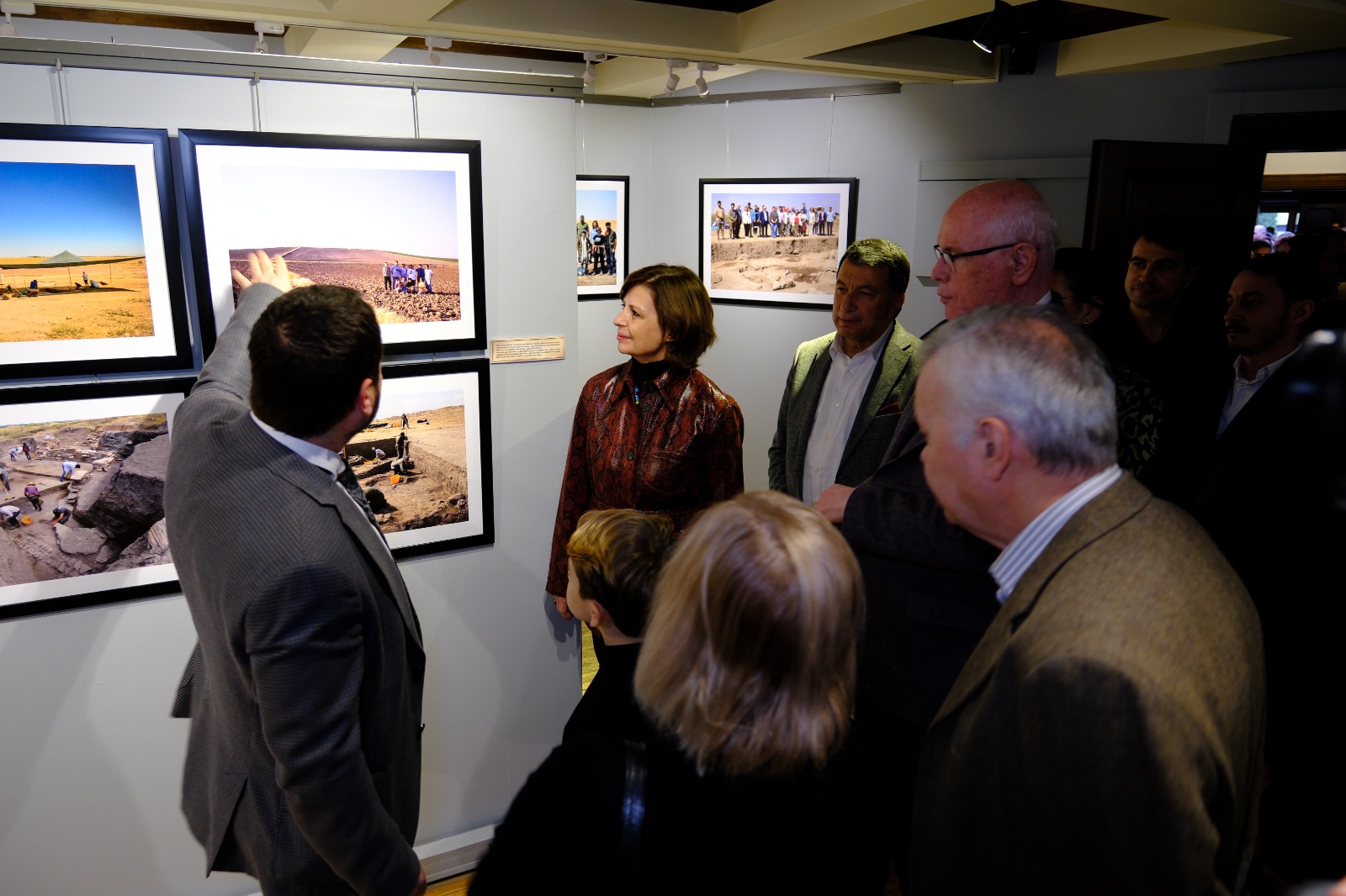 Eskişehir’de “Küllüoba Kazısı Fotoğraf Sergisi” törenle açıldı