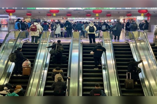 Çin’de tatil trafiğinde 258 milyon tren bileti satıldı