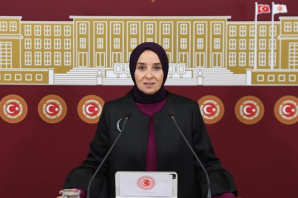 DEVA Partili Esen: ”Oy vermezsek başımıza gelmeyen kalmaz, korkusu çekmeyin”