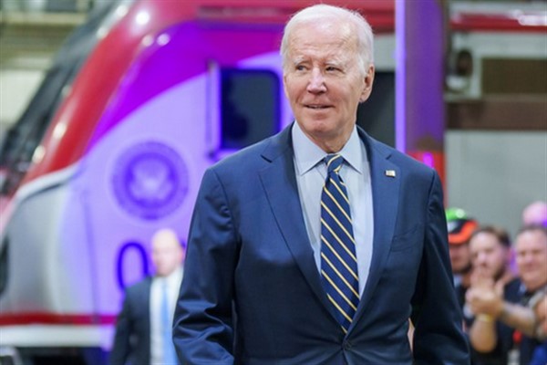 Biden: “Ulusumuzun en seçkin savaşçılarının yasını tutuyoruz”