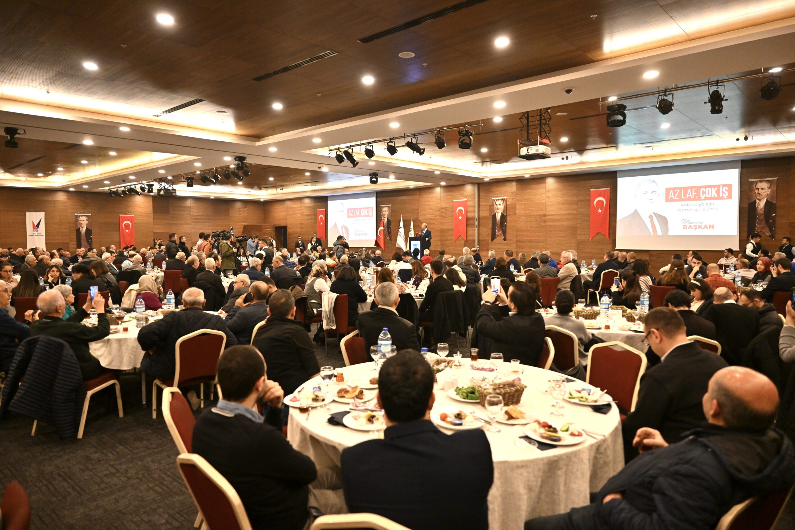 MANSUR YAVAŞ, İVEDİK OSB SANAYİCİLERİYLE BİR ARAYA GELDİ