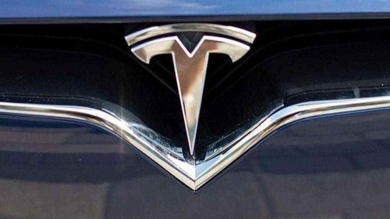 Tesla’ya 1,5 milyon dolarlık tehlikeli atık cezası